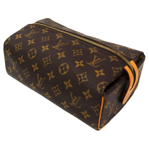 louis vuitton trousse de toilette femme|Pochette Accessoires Monogram .